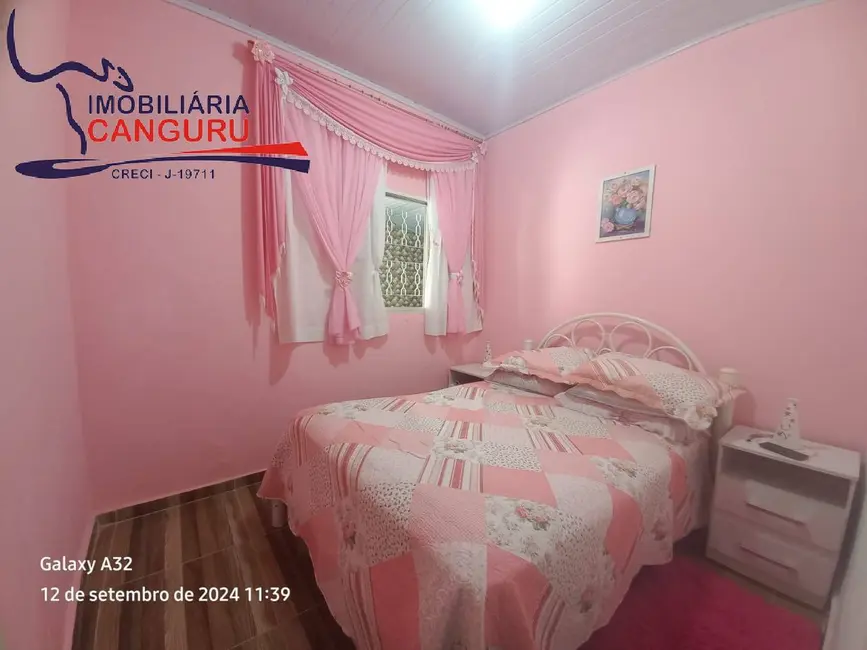 Foto 7 de Casa com 4 quartos à venda, 220m2 em Sarutaia - SP