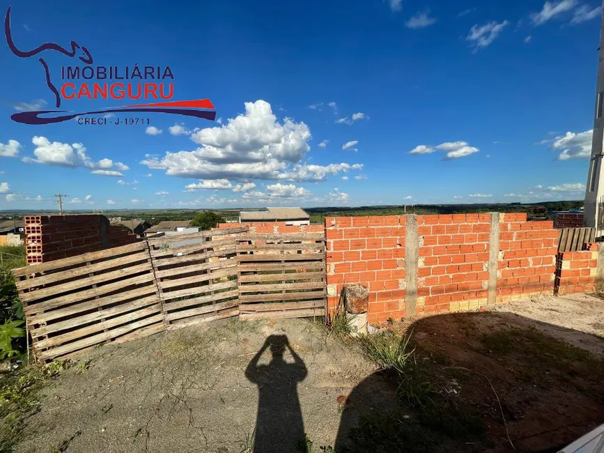 Foto 1 de Terreno / Lote à venda, 200m2 em Piraju - SP