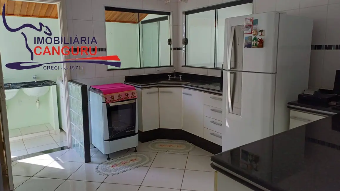 Foto 9 de Casa com 4 quartos à venda, 364m2 em Piraju - SP