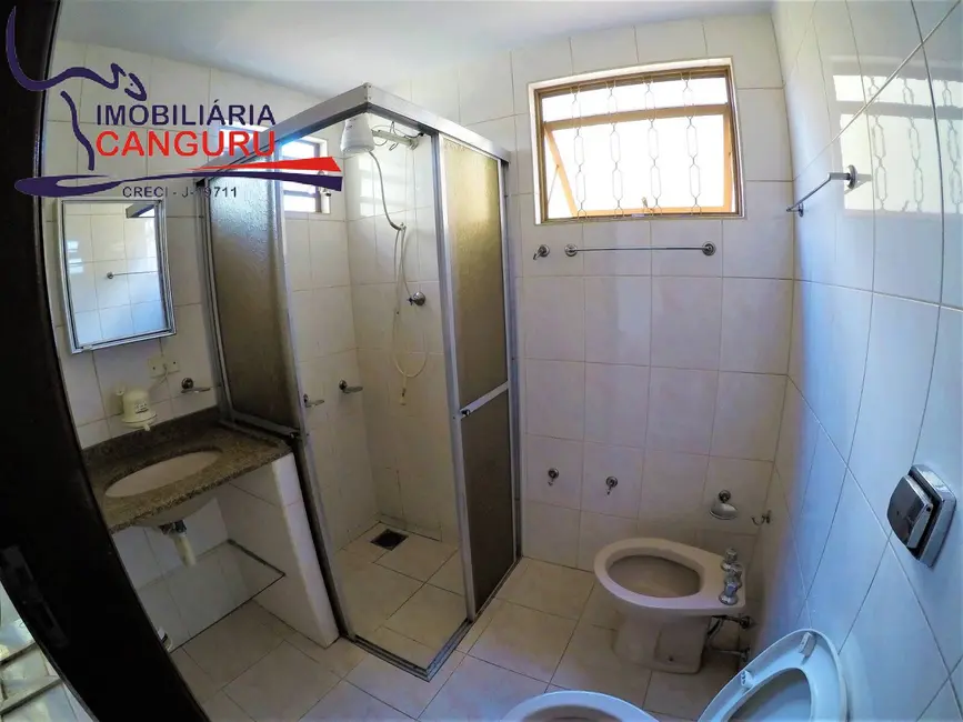 Foto 8 de Casa com 3 quartos à venda, 195m2 em Piraju - SP