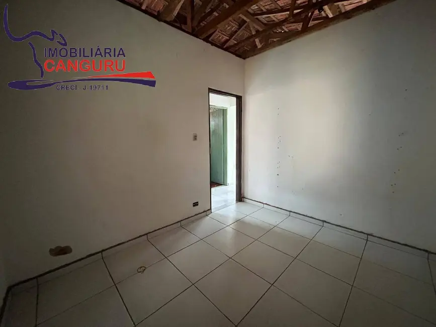 Foto 9 de Casa com 3 quartos à venda, 200m2 em Piraju - SP