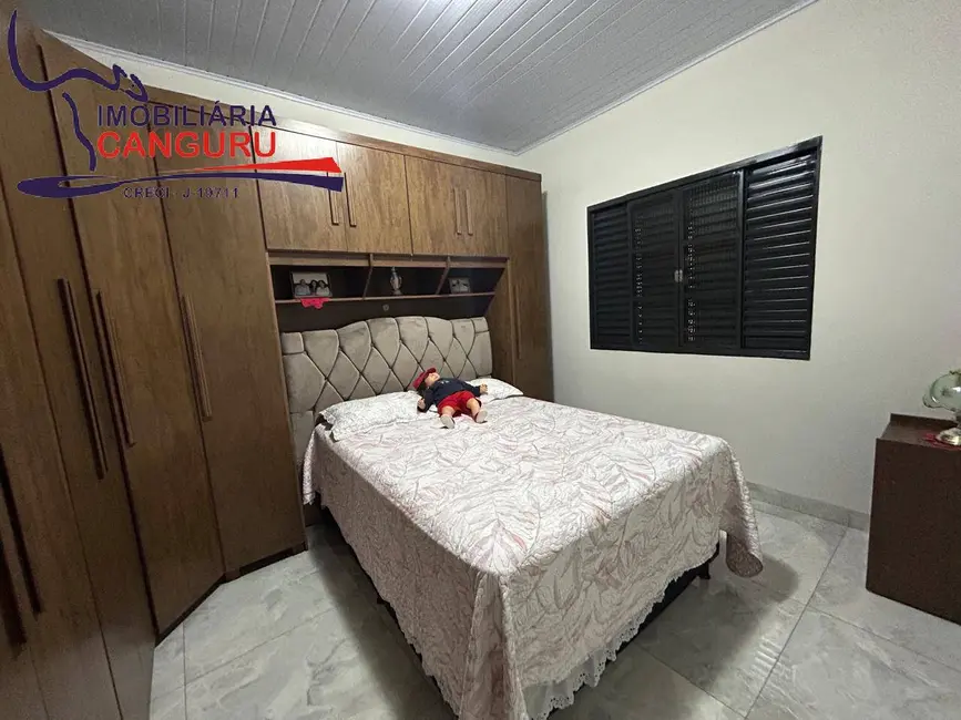 Foto 8 de Casa com 2 quartos à venda, 200m2 em Piraju - SP