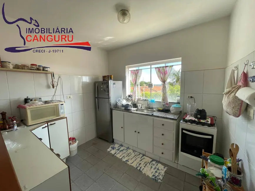 Foto 9 de Casa com 3 quartos à venda em Piraju - SP