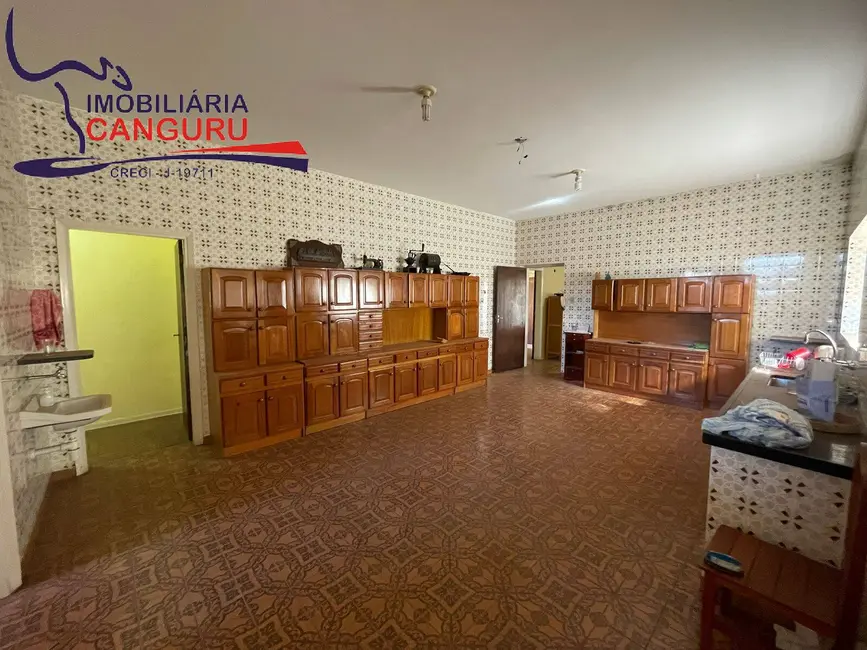 Foto 9 de Casa com 4 quartos à venda, 825m2 em Centro, Piraju - SP