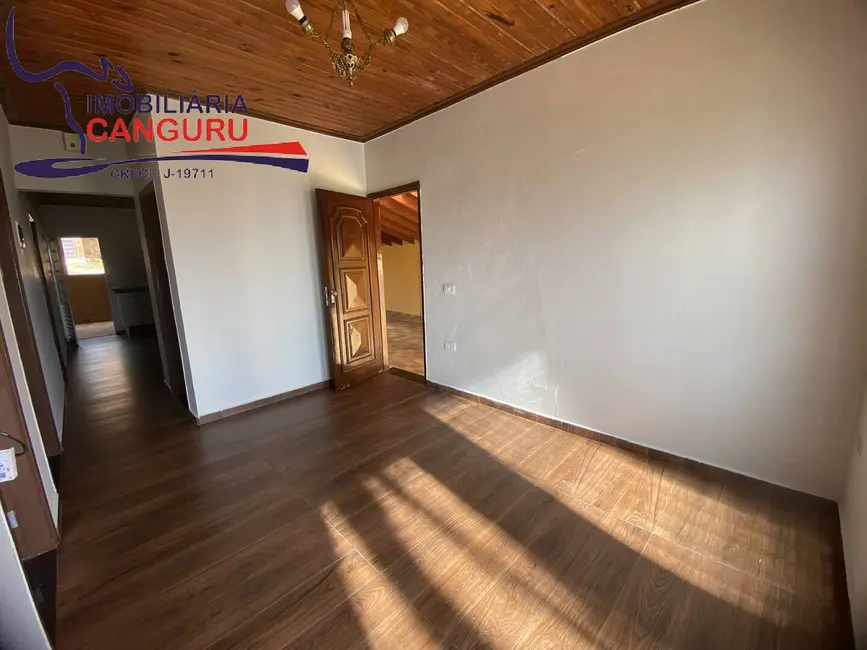 Foto 4 de Casa com 3 quartos para alugar em Piraju - SP