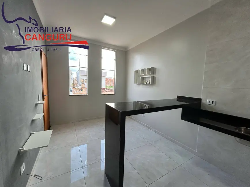 Foto 4 de Casa com 2 quartos à venda em Piraju - SP