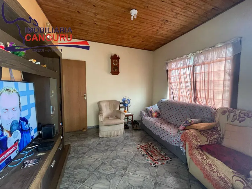 Foto 3 de Casa com 3 quartos à venda, 260m2 em Piraju - SP