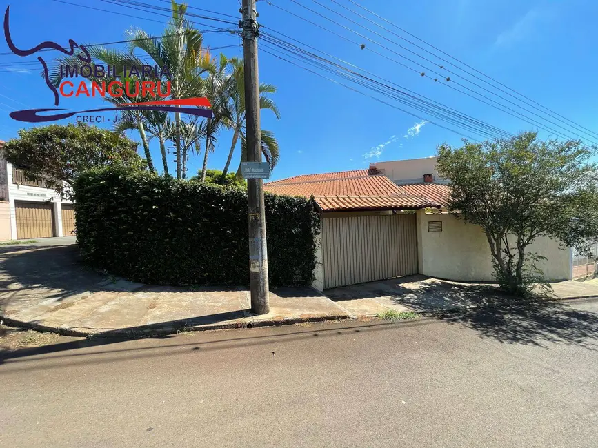 Foto 2 de Casa com 3 quartos à venda, 324m2 em Piraju - SP