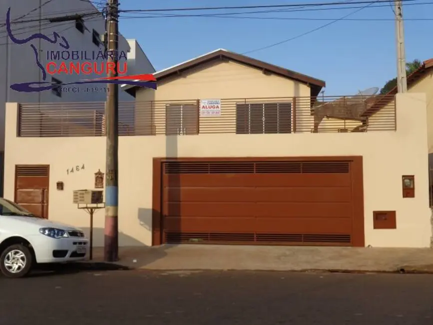 Foto 1 de Casa com 3 quartos à venda, 400m2 em Piraju - SP