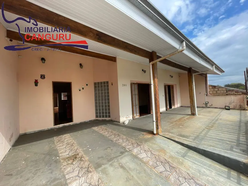 Foto 2 de Casa com 2 quartos à venda, 300m2 em Piraju - SP