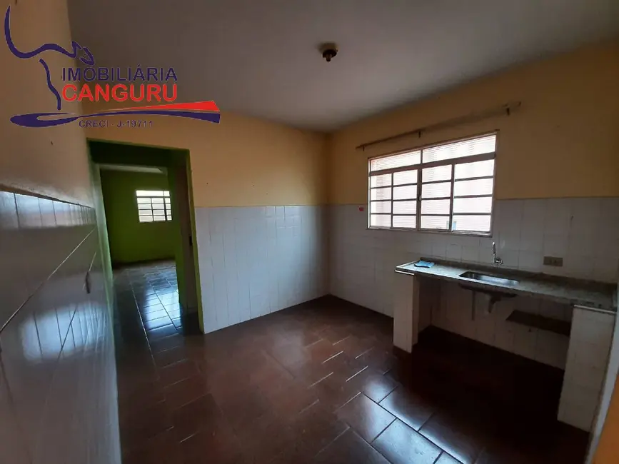 Foto 4 de Casa com 2 quartos à venda, 250m2 em Piraju - SP