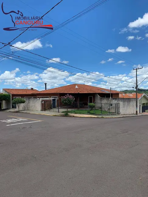 Foto 1 de Casa com 4 quartos à venda, 672m2 em Piraju - SP