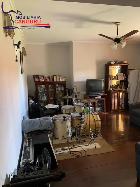 Foto 7 de Casa com 4 quartos à venda, 672m2 em Piraju - SP