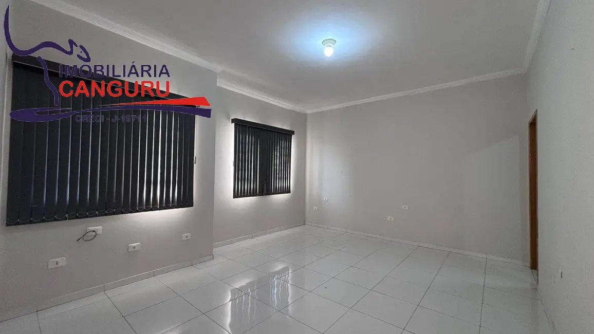 Foto 4 de Casa com 3 quartos para alugar em Piraju - SP
