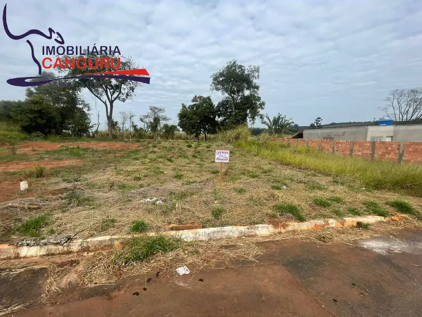 Foto 2 de Terreno / Lote à venda, 250m2 em Piraju - SP