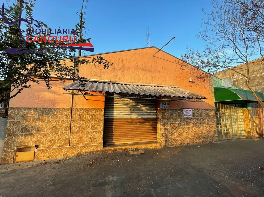 Foto 1 de Casa com 3 quartos à venda, 271m2 em Piraju - SP