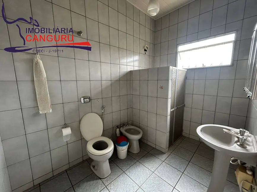 Foto 16 de Casa à venda, 328m2 em Centro, Piraju - SP