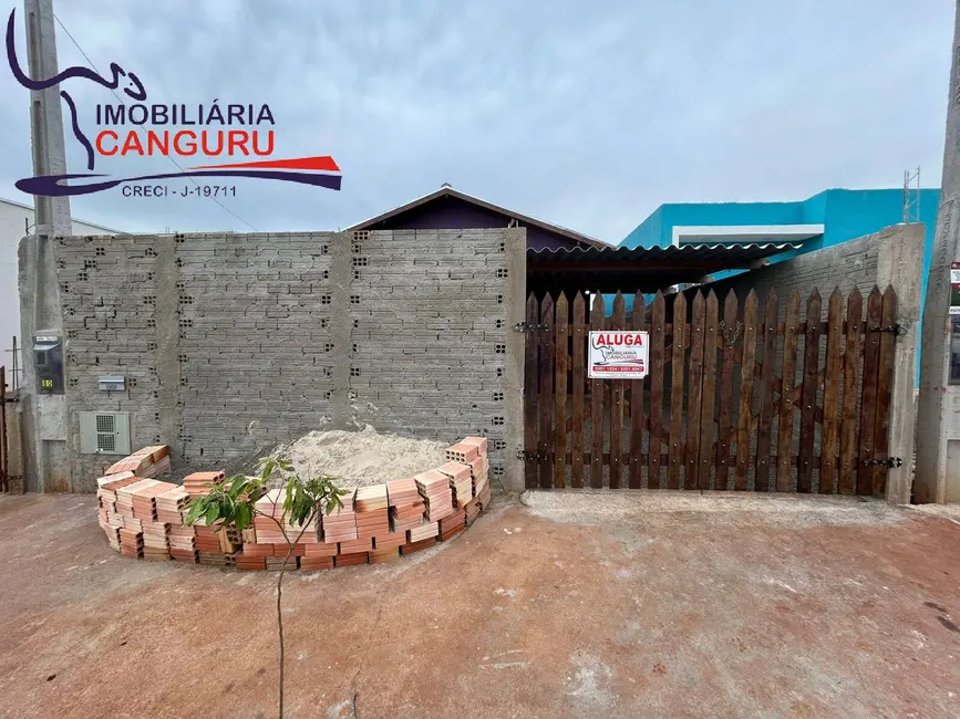 Foto 1 de Casa com 2 quartos para alugar em Piraju - SP