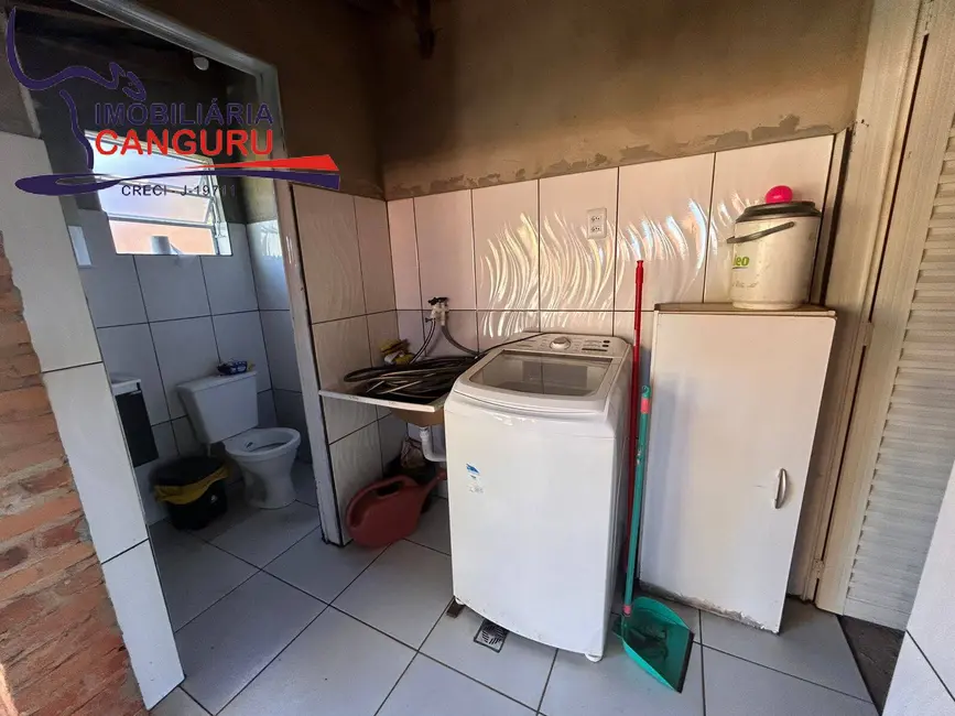 Casa com 2 quartos à venda, 360m2 em Centro, Manduri - SP - imagem 5 Foto 5 de Casa com 2 quartos à venda, 360m2 em Centro, Manduri - SP