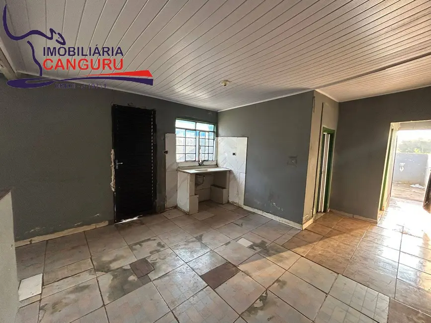 Foto 3 de Casa com 2 quartos para alugar em Centro, Sarutaia - SP