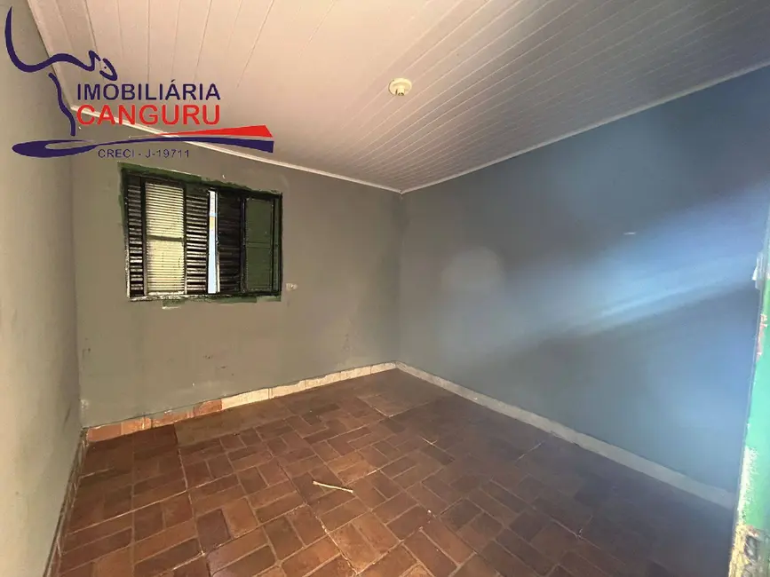 Foto 6 de Casa com 2 quartos para alugar em Centro, Sarutaia - SP