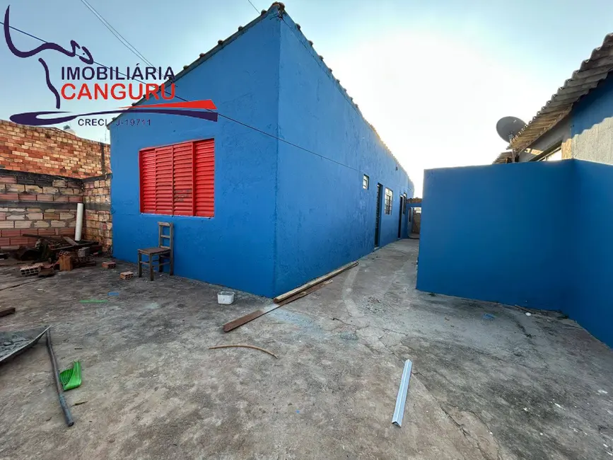 Foto 2 de Casa com 2 quartos para alugar em Centro, Sarutaia - SP