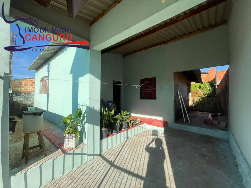 Foto 2 de Casa com 2 quartos à venda, 198m2 em Piraju - SP