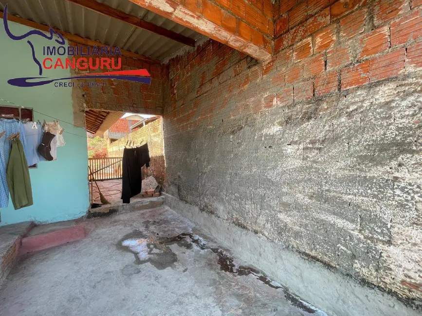 Foto 2 de Casa com 2 quartos à venda, 198m2 em Piraju - SP