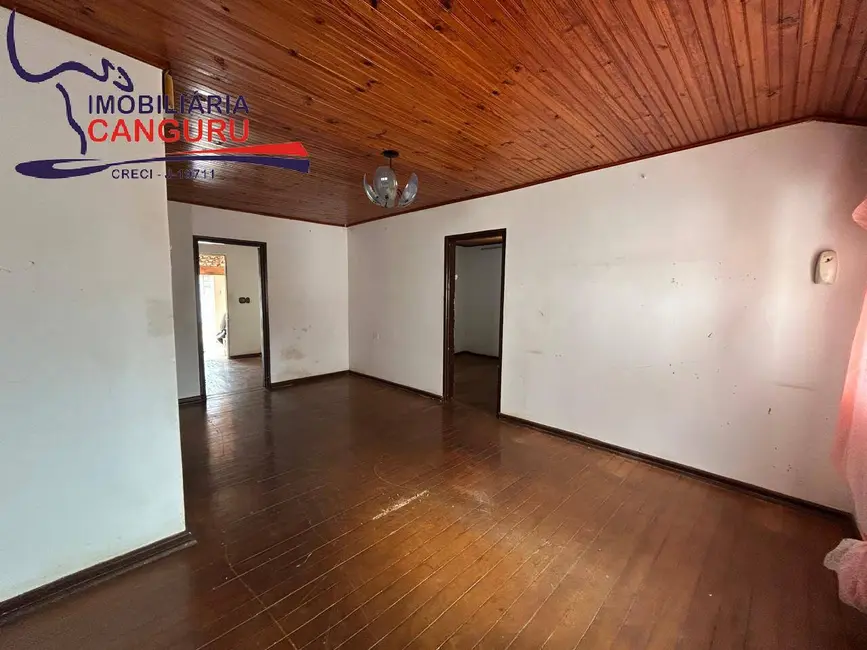 Foto 9 de Casa com 2 quartos para alugar em Piraju - SP