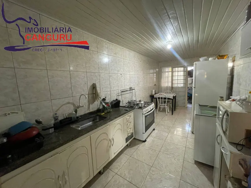 Foto 7 de Casa com 3 quartos à venda, 150m2 em Piraju - SP