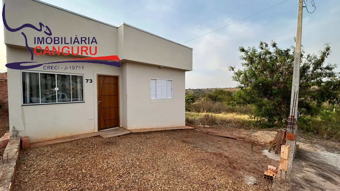 Casa com 2 quartos para alugar em Piraju - SP - imagem 2 Foto 2 de Casa com 2 quartos para alugar em Piraju - SP
