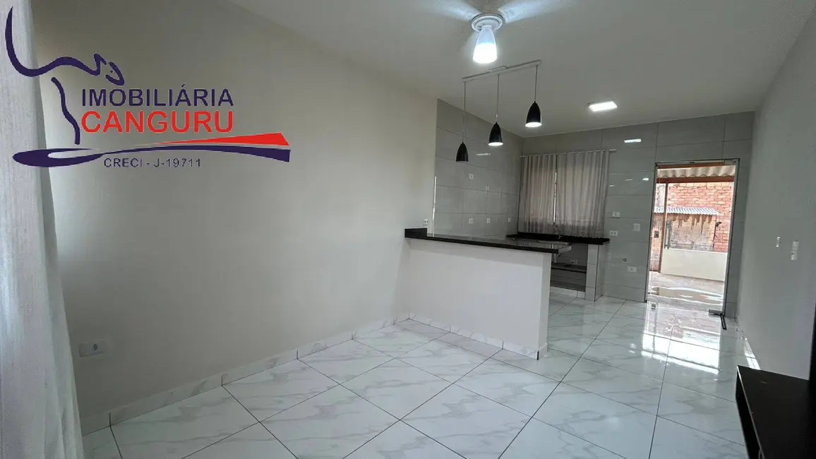 Casa com 2 quartos para alugar em Piraju - SP - imagem 3 Foto 3 de Casa com 2 quartos para alugar em Piraju - SP