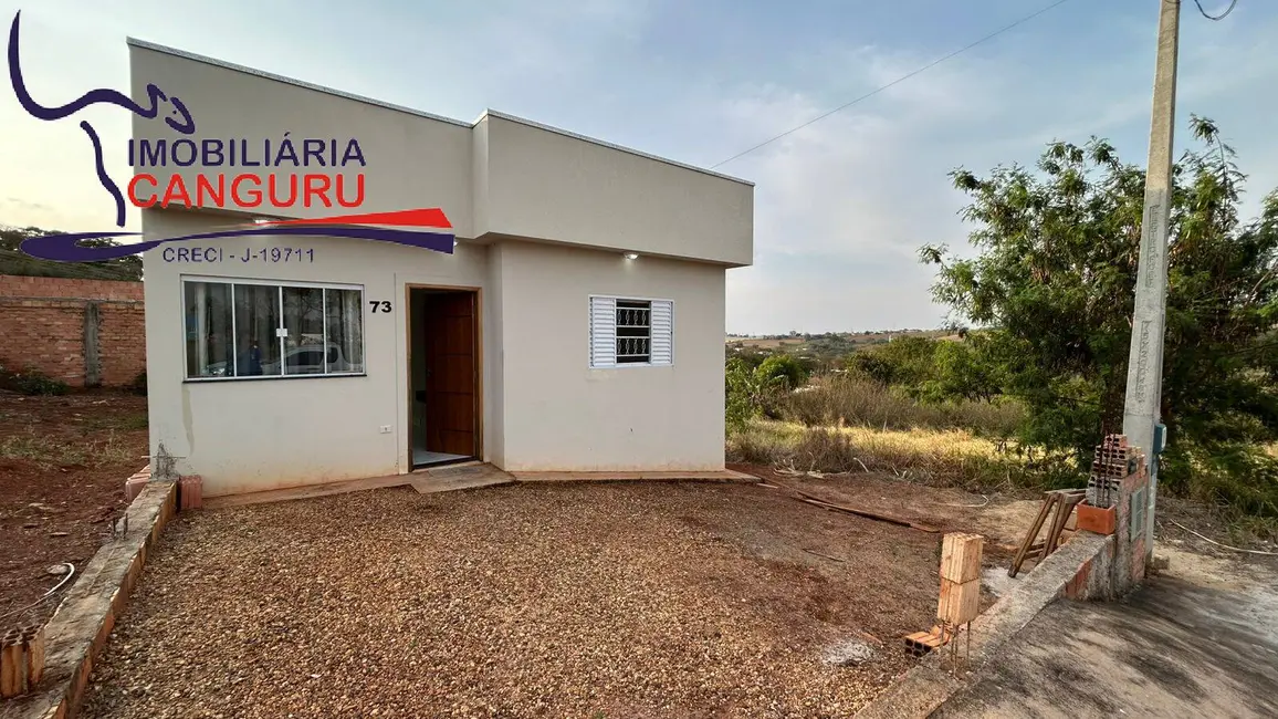 Casa com 2 quartos para alugar em Piraju - SP - imagem 1 Foto 1 de Casa com 2 quartos para alugar em Piraju - SP