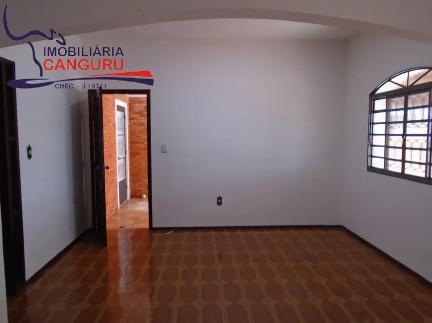 Foto 5 de Casa com 3 quartos à venda, 330m2 em Piraju - SP