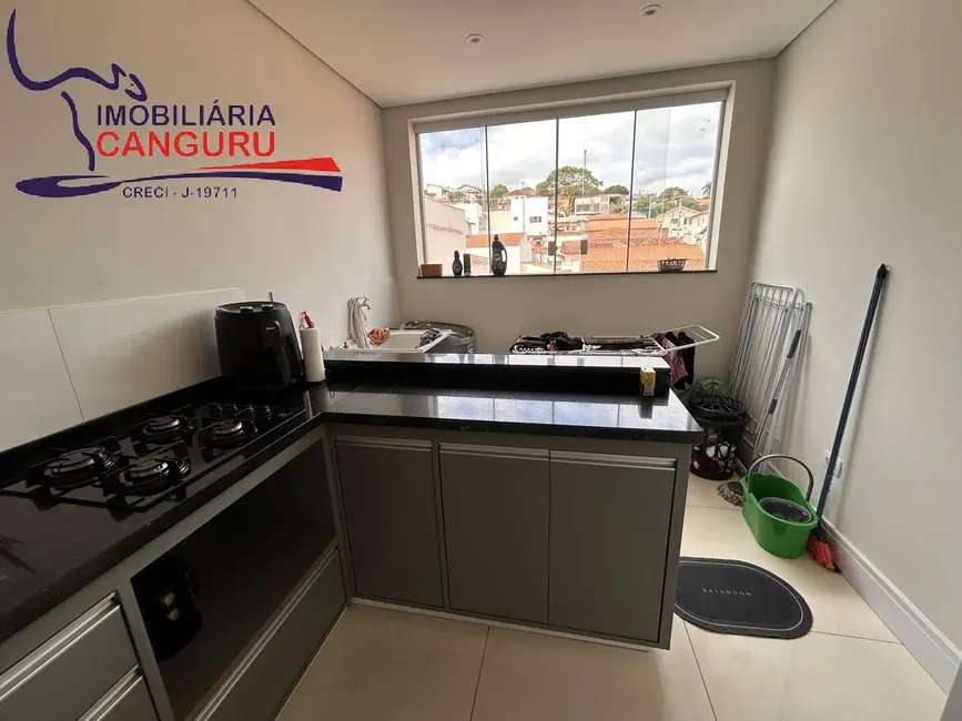 Apartamento com 3 quartos à venda, 117m2 em Centro, Piraju - SP - imagem 6 Foto 6 de Apartamento com 3 quartos à venda, 117m2 em Centro, Piraju - SP