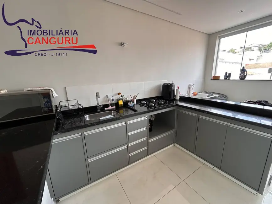 Apartamento com 3 quartos à venda, 117m2 em Centro, Piraju - SP - imagem 5 Foto 5 de Apartamento com 3 quartos à venda, 117m2 em Centro, Piraju - SP