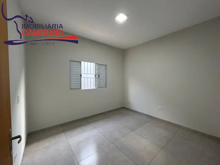 Foto 9 de Casa com 3 quartos para alugar em Piraju - SP