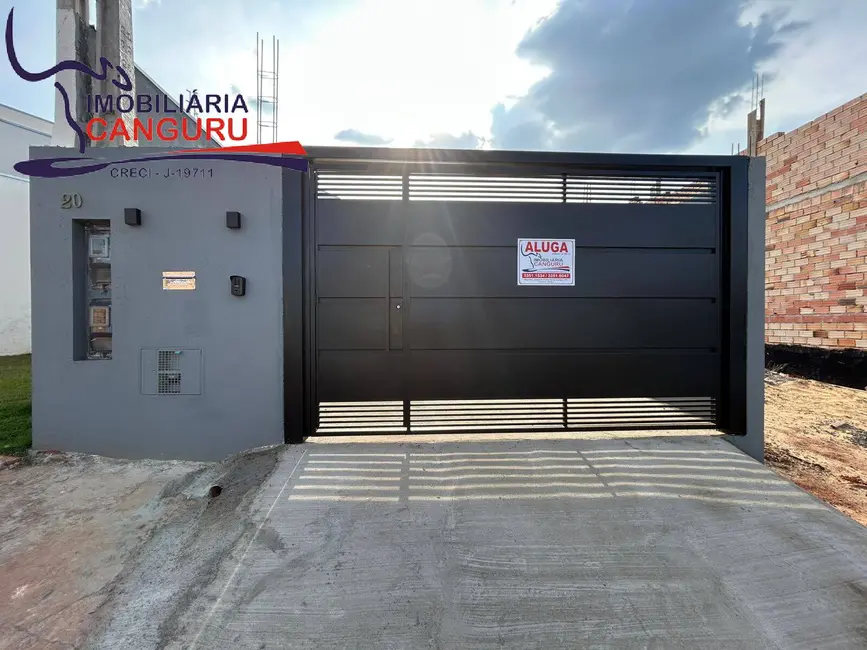 Foto 1 de Casa com 3 quartos para alugar em Piraju - SP