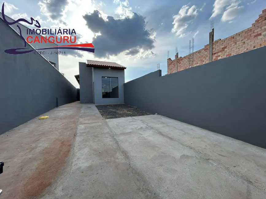 Foto 3 de Casa com 3 quartos para alugar em Piraju - SP