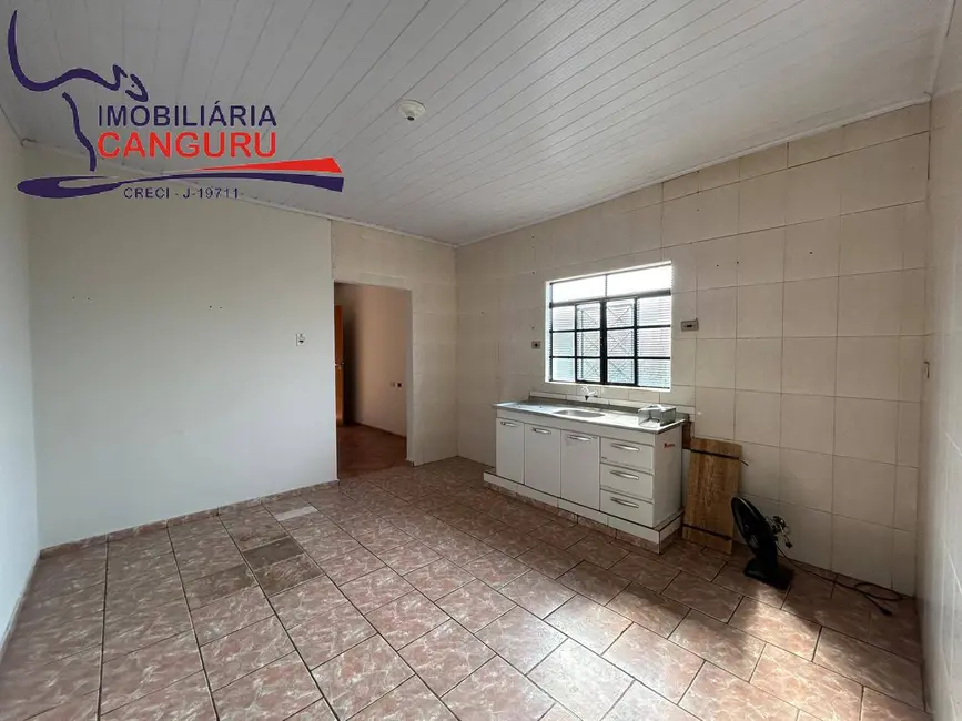 Foto 8 de Casa com 2 quartos para alugar em Piraju - SP