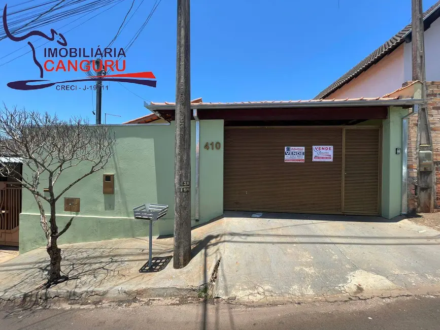 Foto 1 de Casa com 3 quartos à venda, 250m2 em Piraju - SP