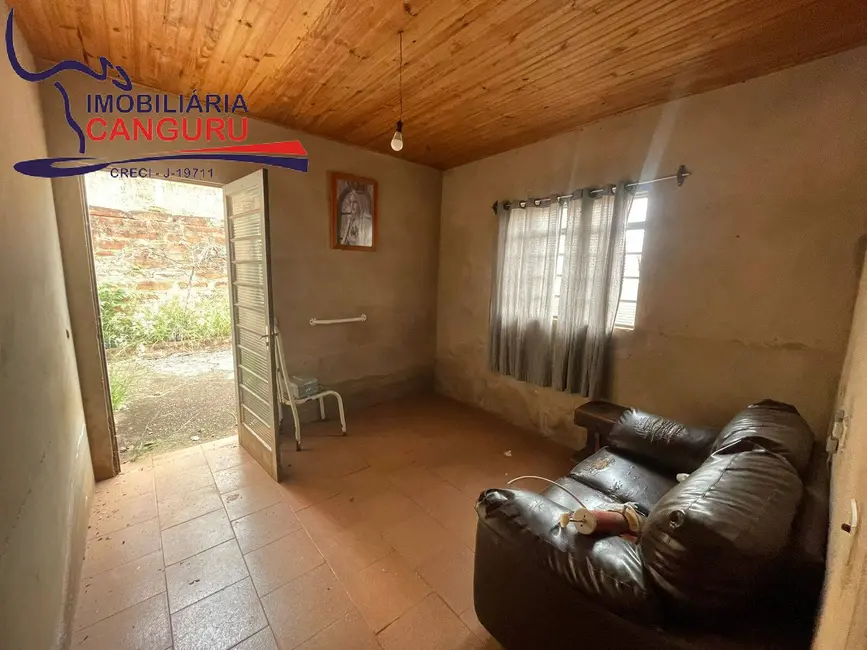 Foto 3 de Casa com 2 quartos à venda, 330m2 em Piraju - SP