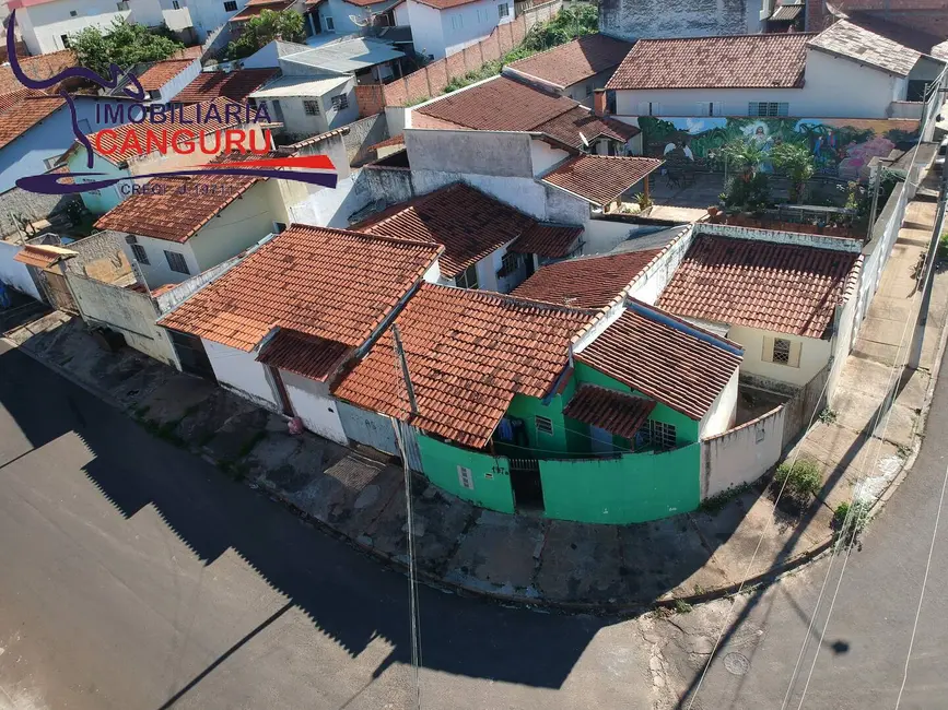 Foto 6 de Casa à venda, 256m2 em Piraju - SP