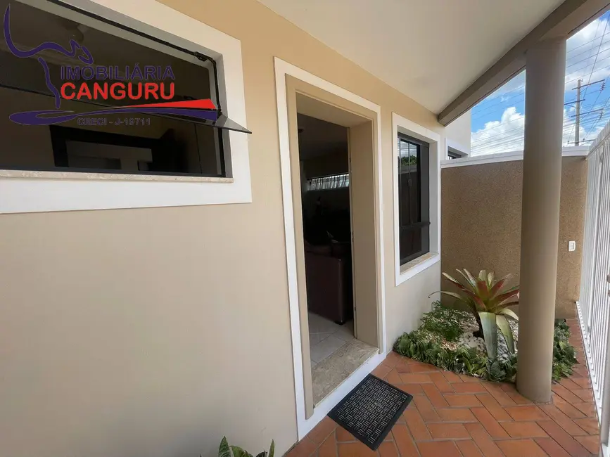 Foto 2 de Casa com 4 quartos à venda, 258m2 em Piraju - SP