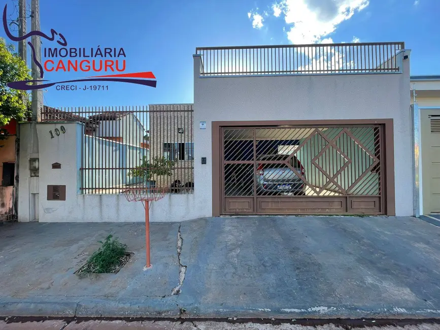 Foto 1 de Casa com 2 quartos à venda, 200m2 em Piraju - SP