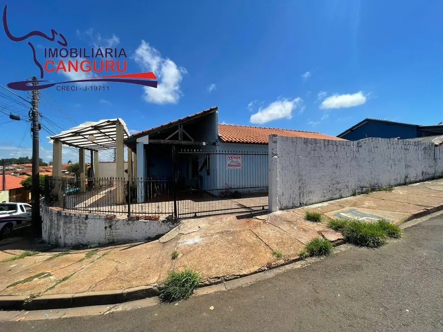 Foto 1 de Casa com 4 quartos à venda, 217m2 em Piraju - SP