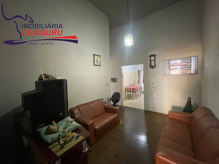Foto 7 de Casa com 3 quartos à venda, 146m2 em Piraju - SP