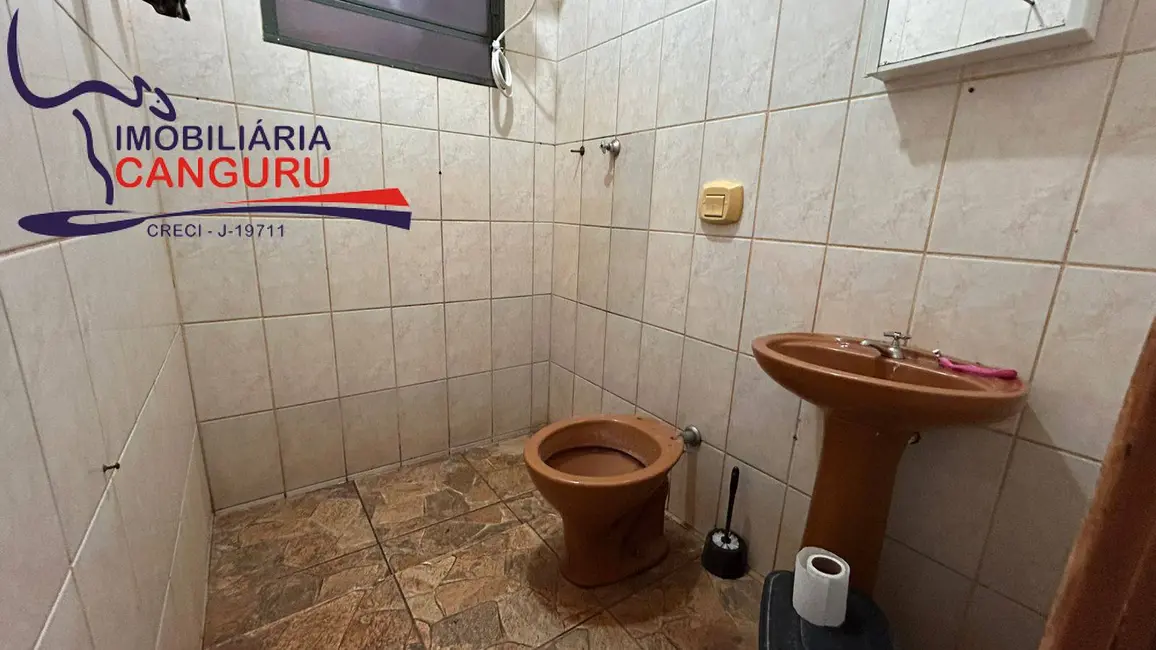 Casa com 2 quartos à venda, 175m2 em Piraju - SP - imagem 8 Foto 8 de Casa com 2 quartos à venda, 175m2 em Piraju - SP