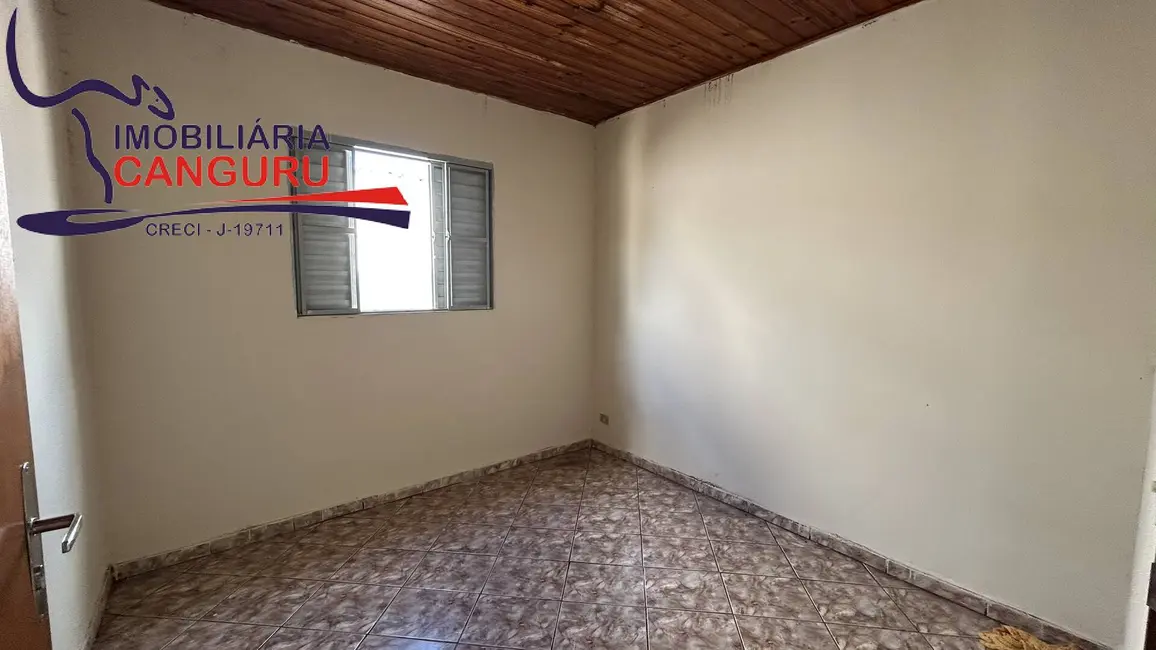 Foto 4 de Casa com 2 quartos para alugar em Piraju - SP