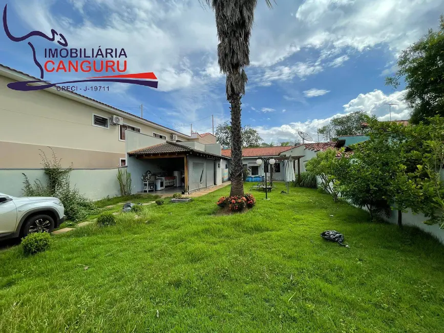 Foto 2 de Casa com 2 quartos à venda, 365m2 em Piraju - SP